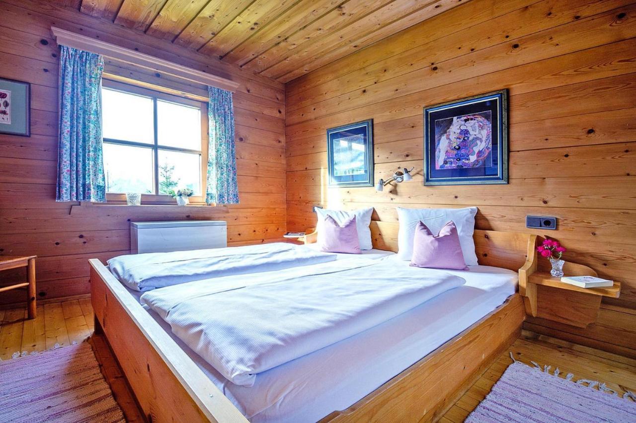Chalets In Ебен им Понгау Екстериор снимка