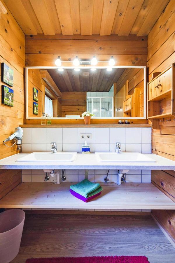 Chalets In Ебен им Понгау Екстериор снимка